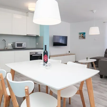 Dva Galeba - One Bedroom With Sea View 204 *