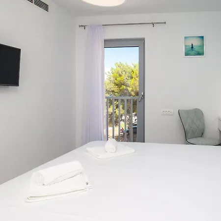 Dva Galeba - One Bedroom With Sea View 204 아파트 볼